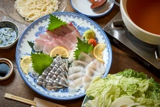 甲田食堂　刺しゃぶ写真