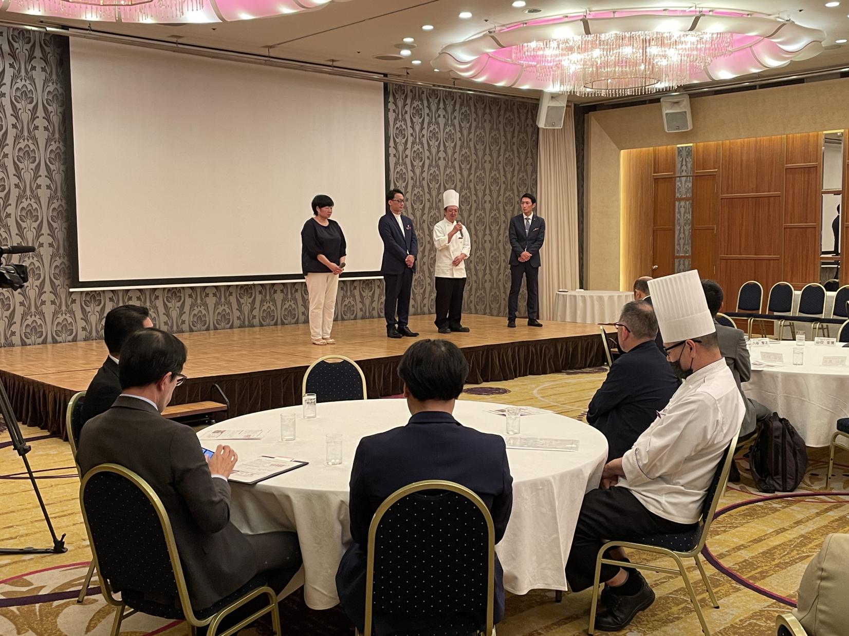 「食の多様性対応支援事業」を通した開発メニューお披露目会の様子がメディアで放映されました-1