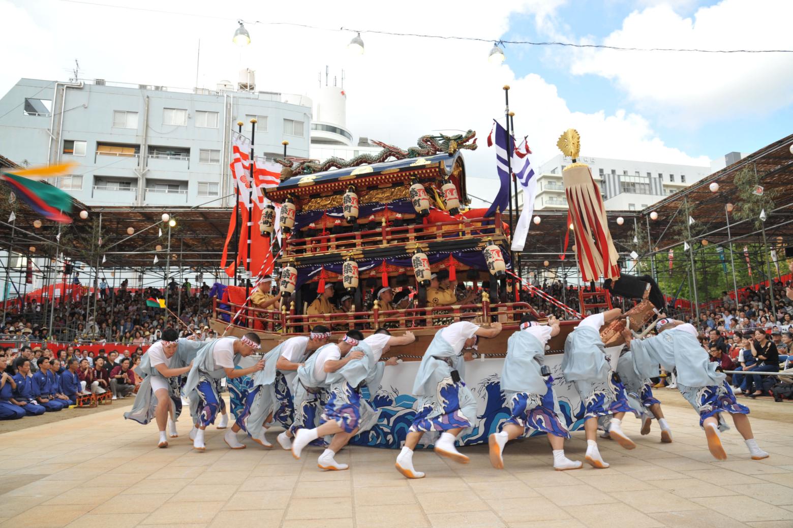 もってこーい！！秋の大祭の「長崎くんち」-1