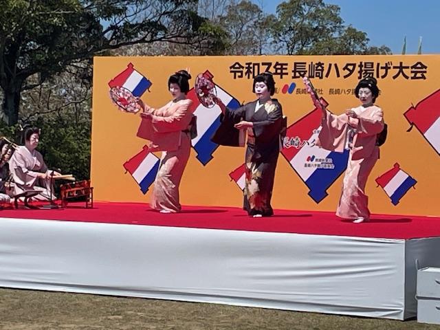 長崎検番による祝舞