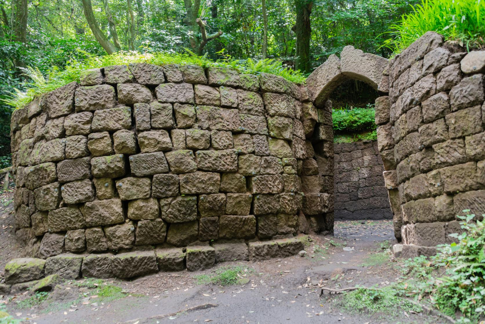 【鹿児島】寺山炭窯跡（てらやま すみがまあと）