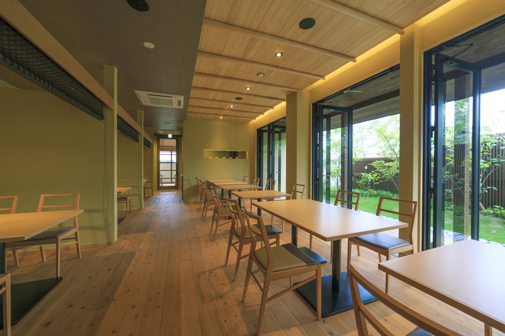 〈ごはんCAFE 長崎茶寮 川德〉