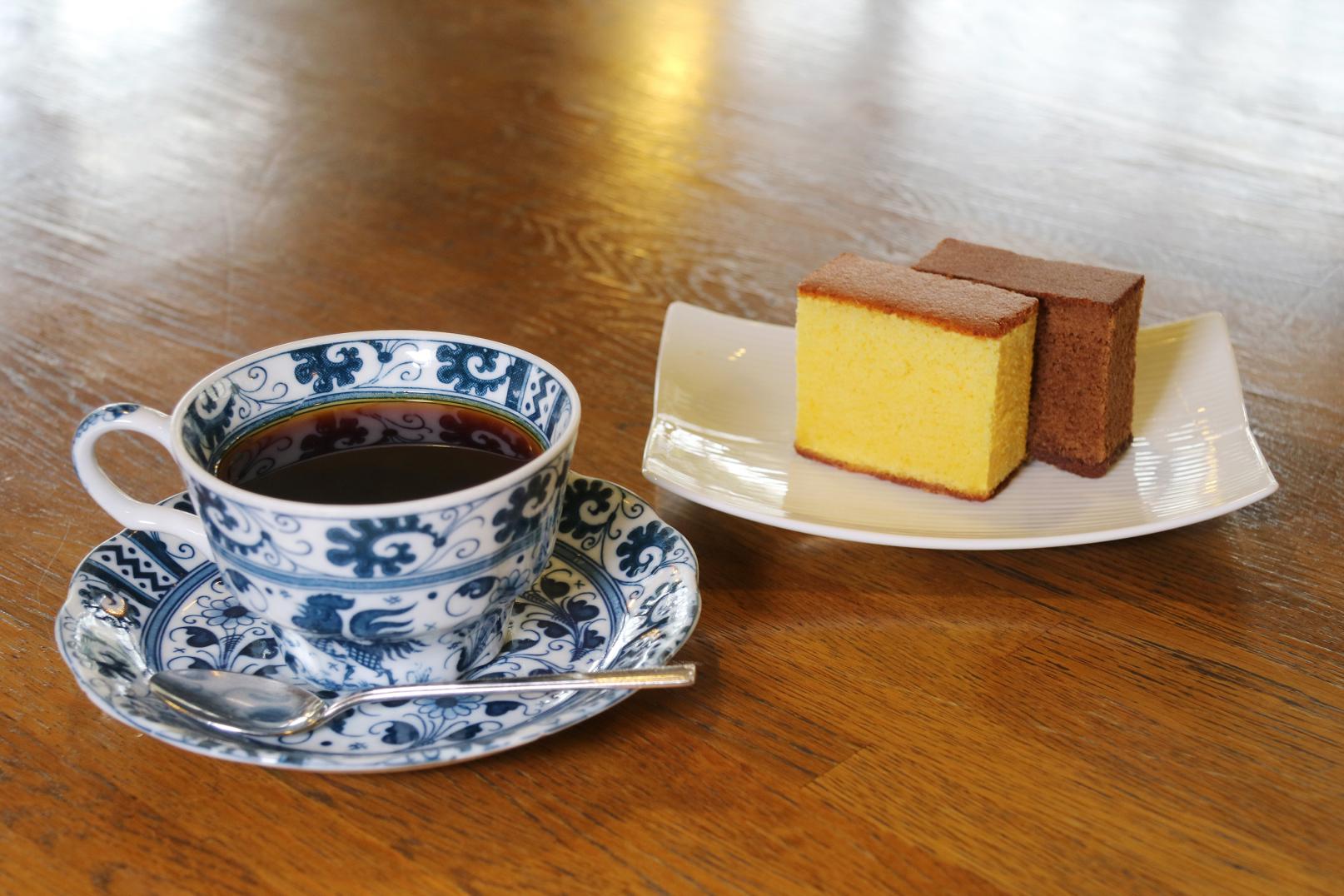 「松翁軒喫茶セヴィリヤ」