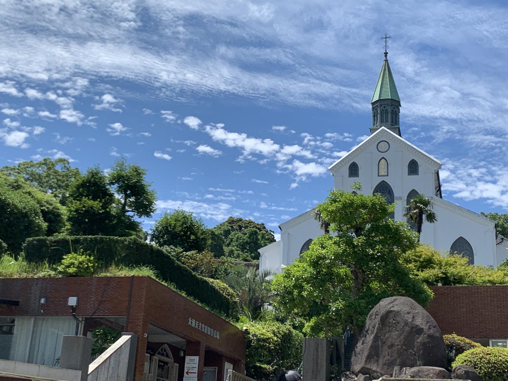 ②祈りの三角ゾーン　記念坂