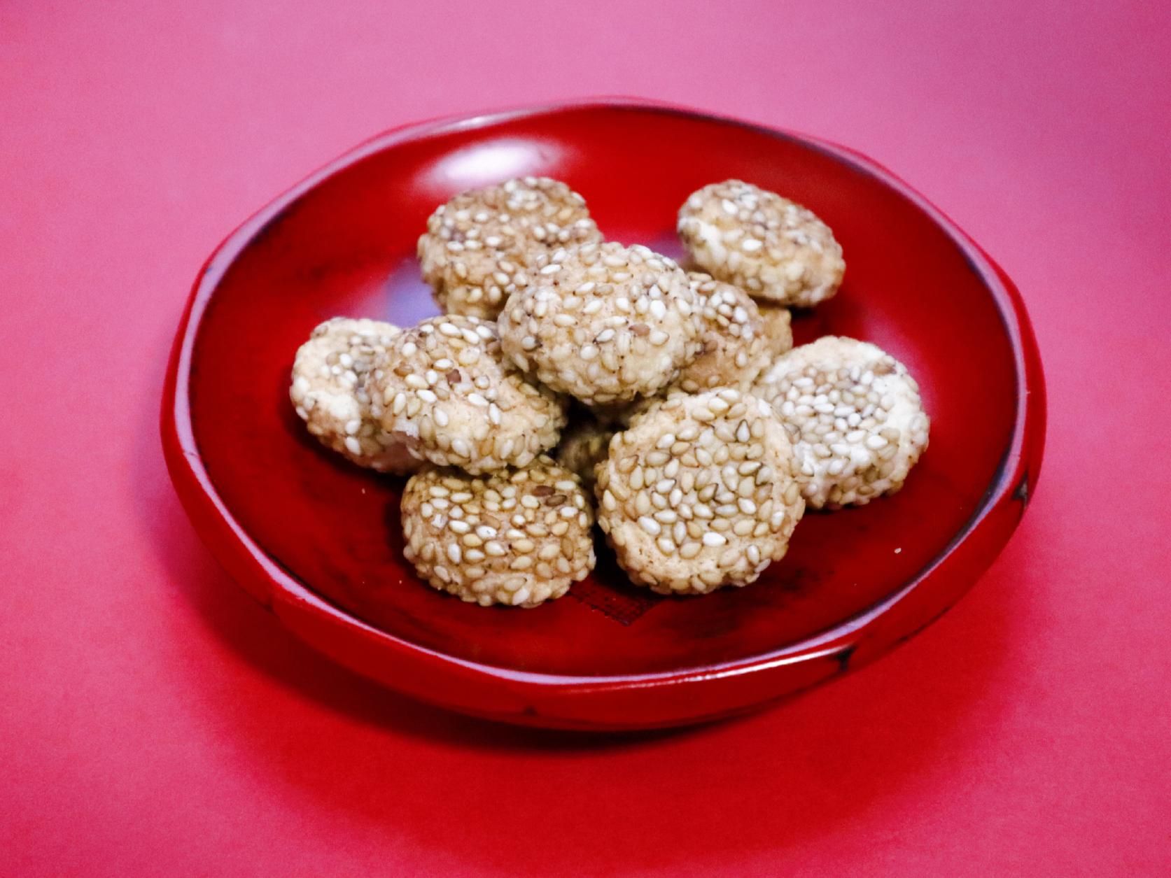 【⾦銭餅（キンセンピン）】