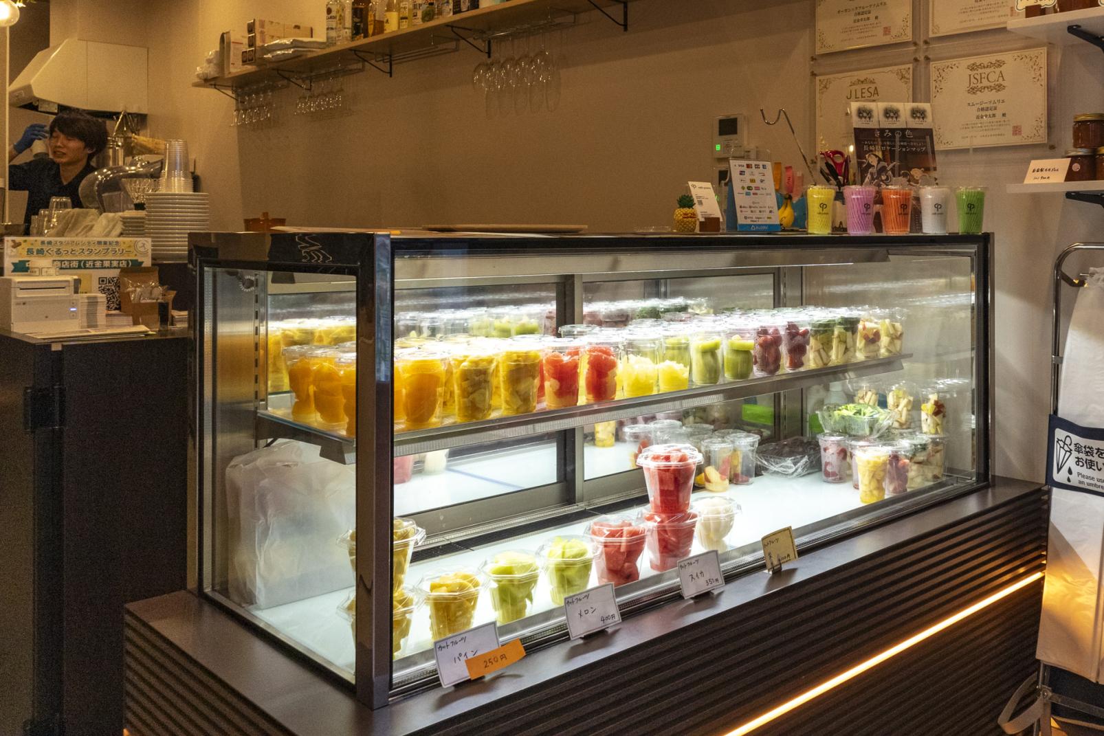 中通りちょいパク散歩 cafe pesca