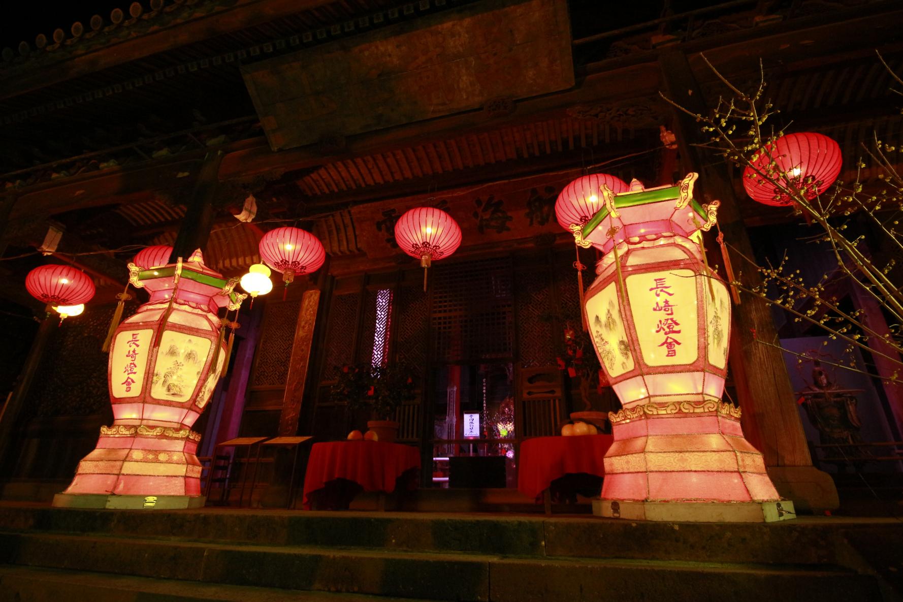 穴場を楽しむ！長崎ランタンフェスティバル 興福寺　