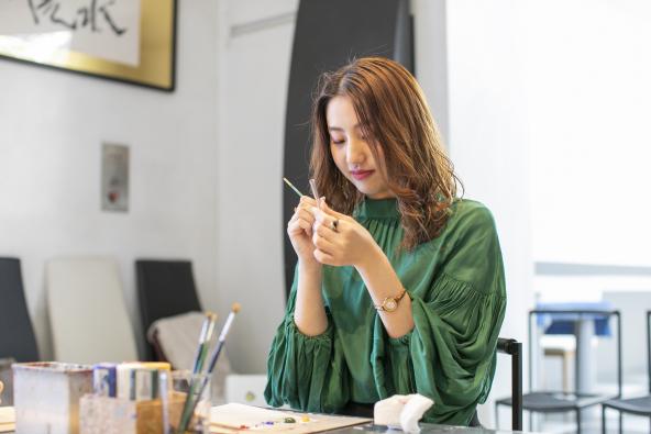 触れる、彩る、ガラス玩具「ポッペン」絵付け体験をする-5