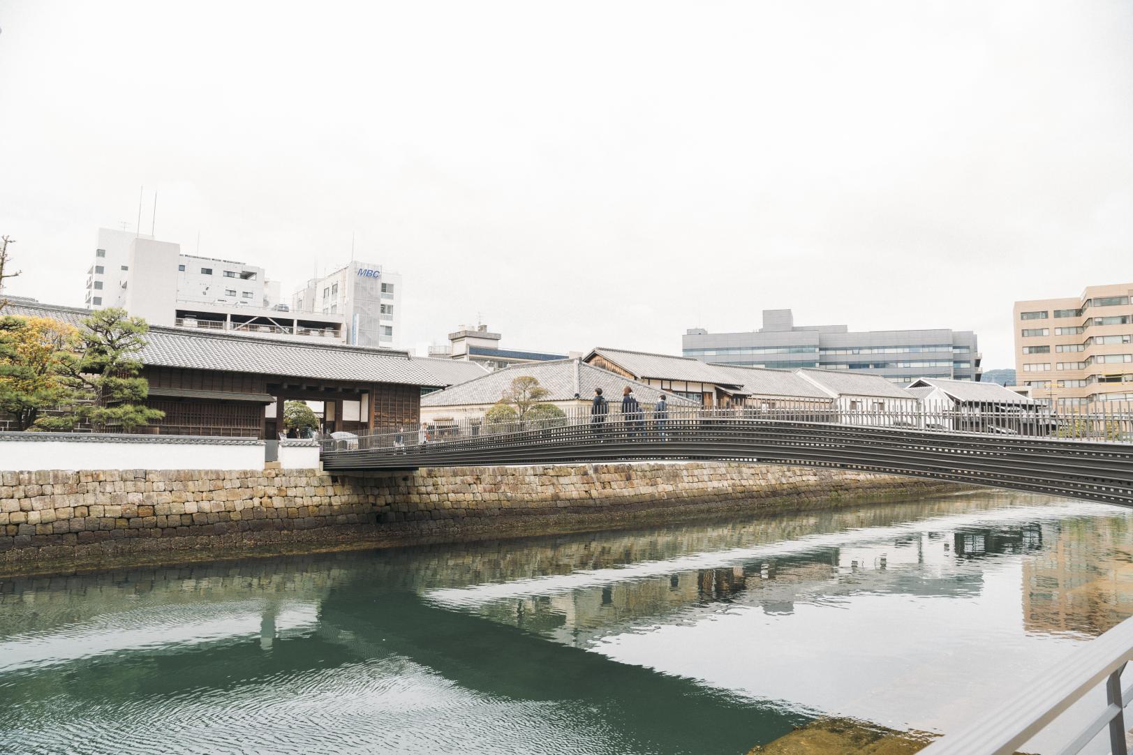 ー長崎駅前よりルートバスで約10分、「出島」へー-0