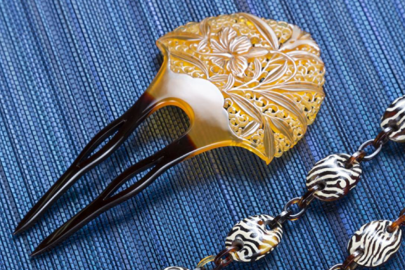 歴史と文化のストーリー｜超絶技巧の造形アート べっ甲-0