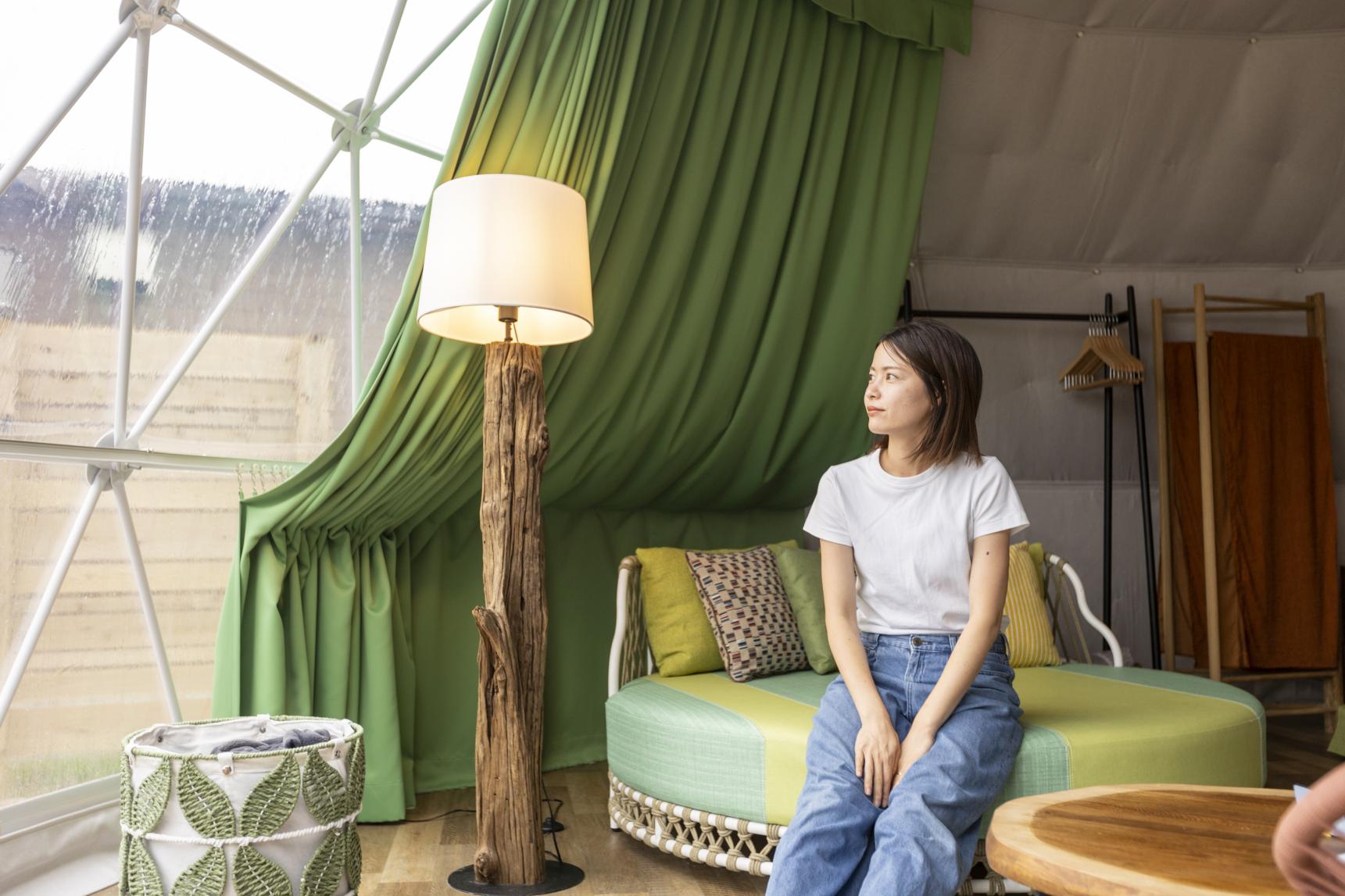 室内はくつろぐのに十分な広さ-0