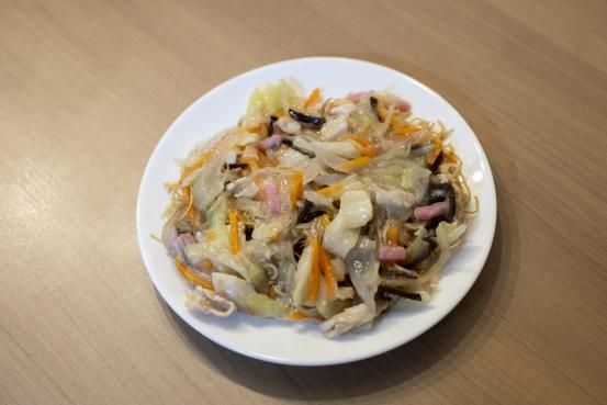 4選目は番外編！長崎市民が大好きな“２日目の皿うどん”-1