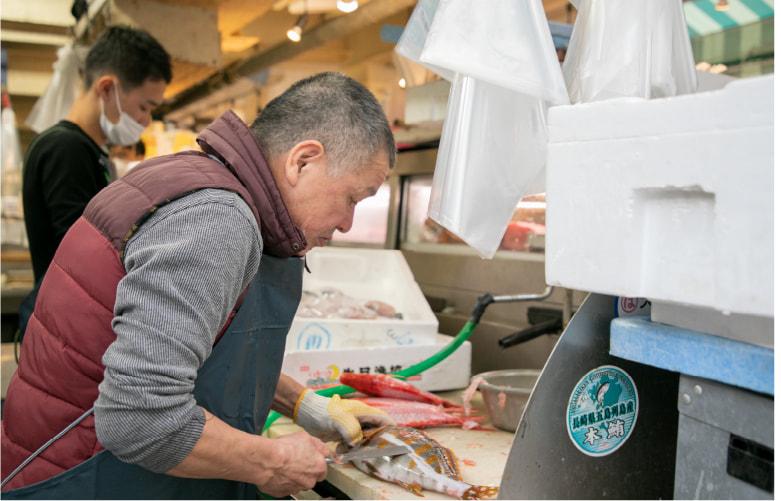 海の幸なら、上手に賢く、まちの鮮魚店にお任せ-1