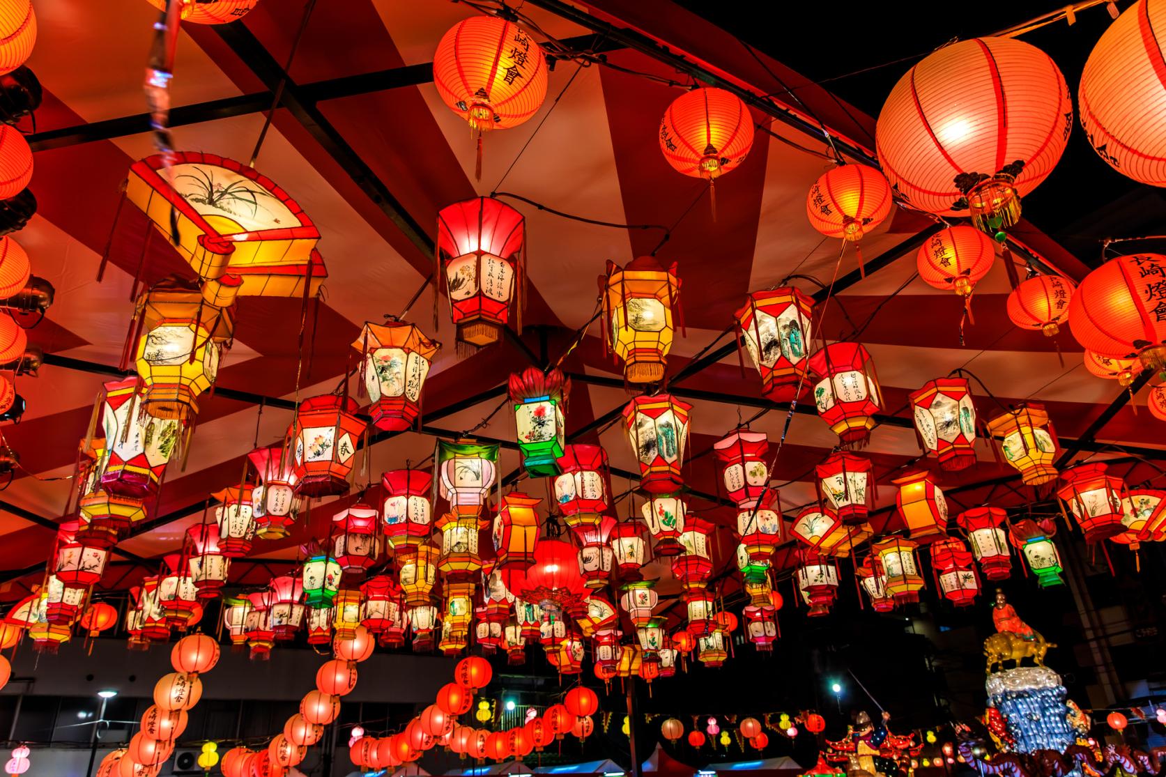 長崎の文化を体感しよう！1年中楽しめる長崎市の祭り10選 | 観光特集