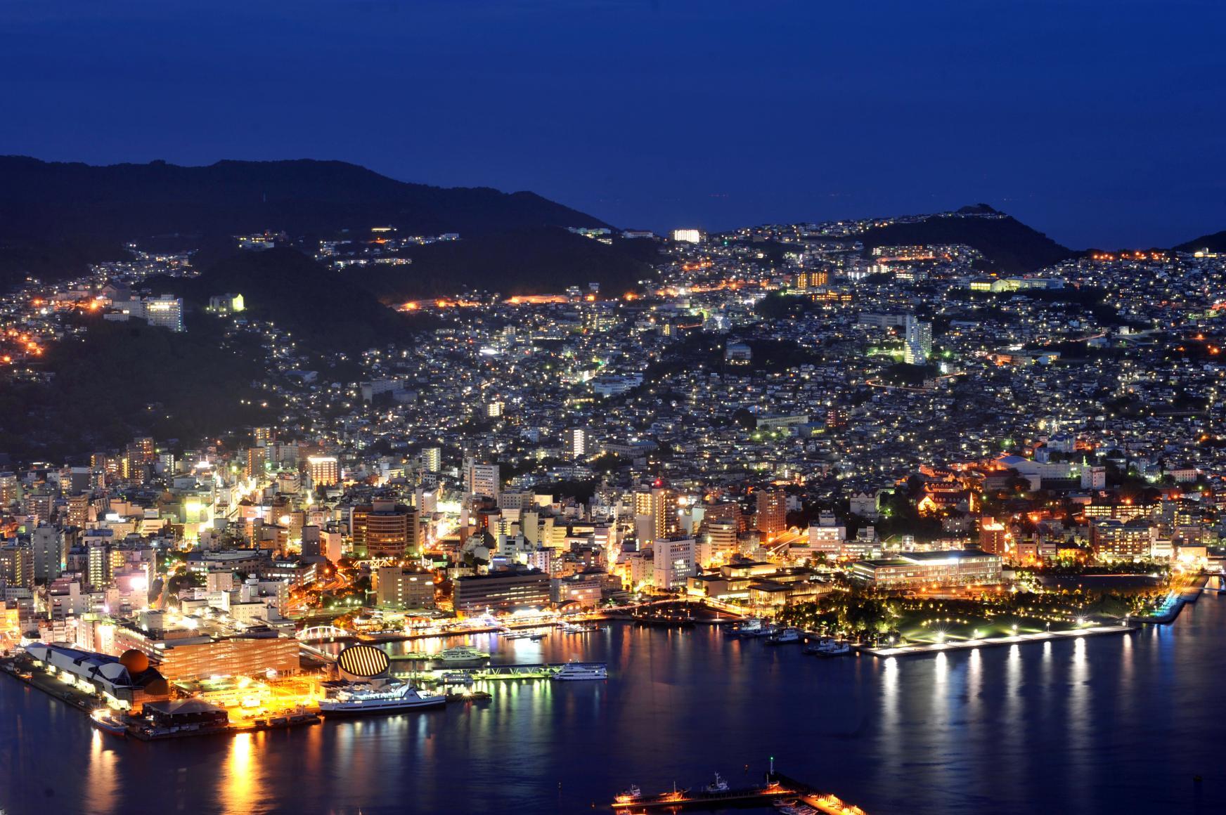 「夜景の街」長崎の美しい夜を満喫-1