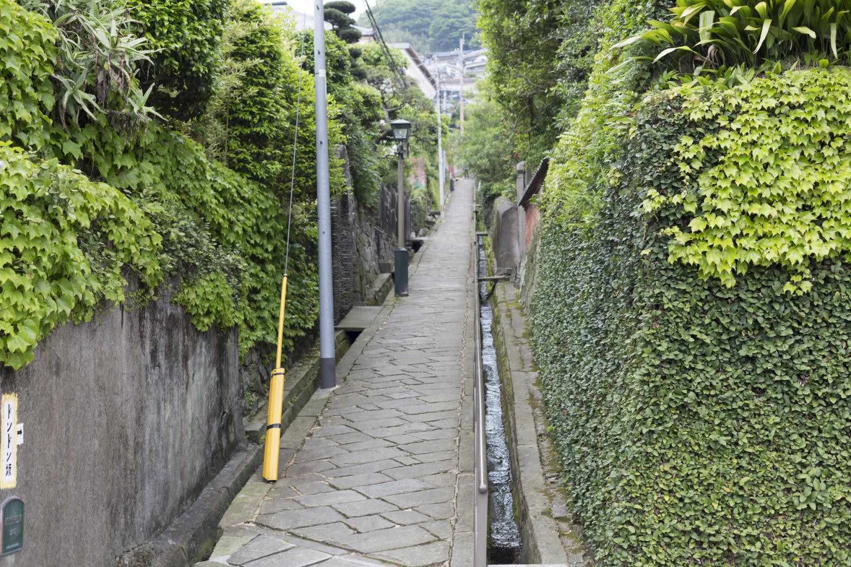 どんどん坂 | 観光スポット | 【公式】長崎観光/旅行ポータル
