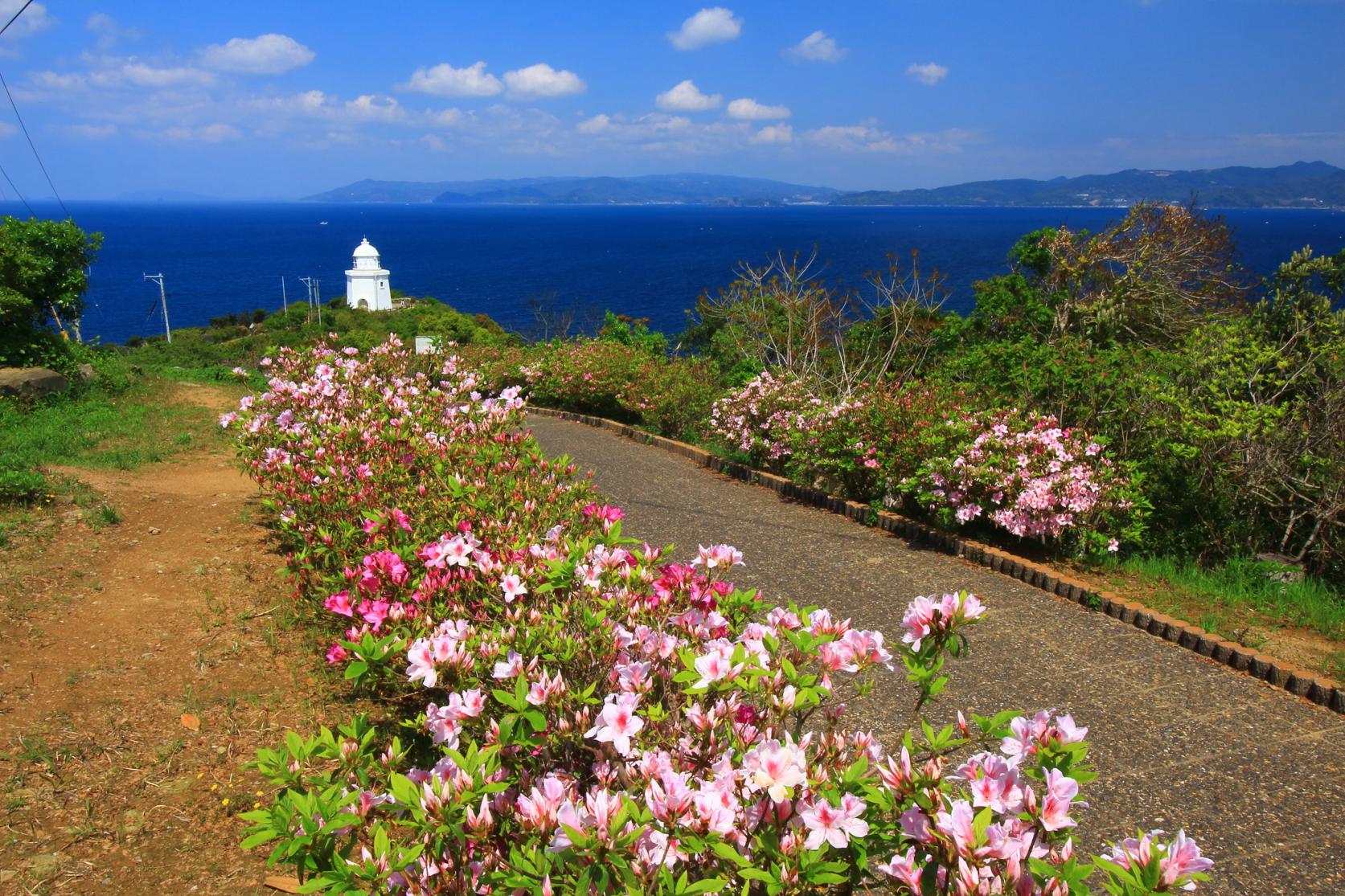 伊王島灯台-2